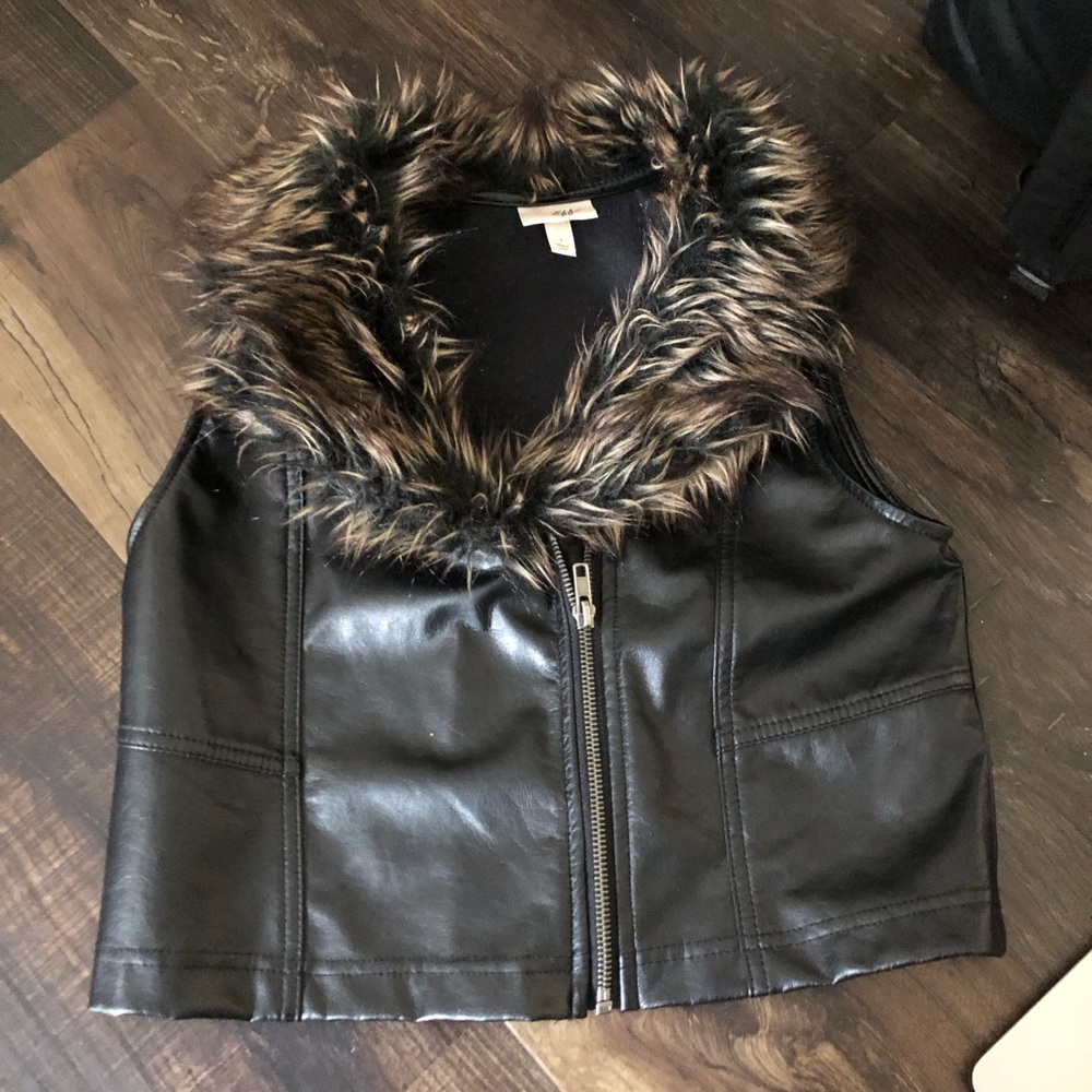 Girls Leather/Faux Fur Collar Vest